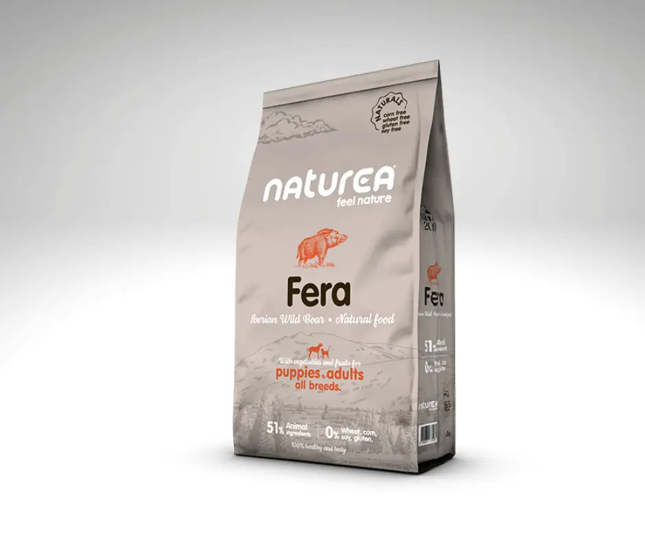 Sac de croquettes Naturals Sanglier Adulte Naturea. Recette sans gluten à base de viande de sanglier fraîche, riche en protéines et en nutriments essentiels.